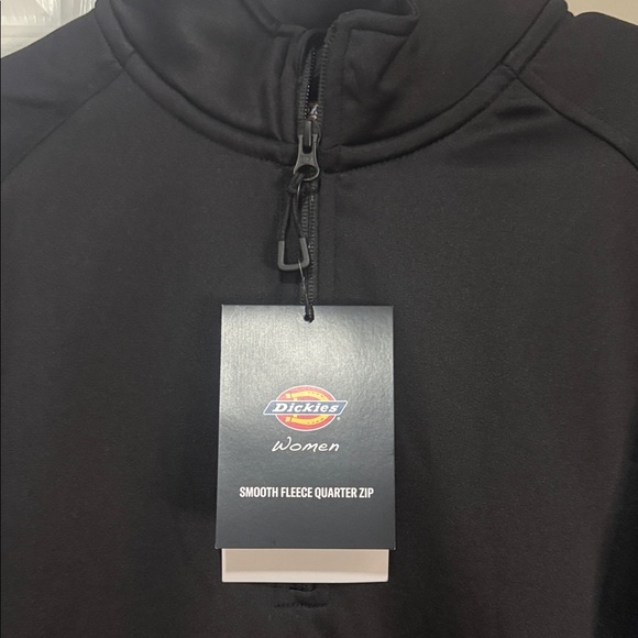 Dickies Women's {Medium} Black Smooth Fleece Quarter-Zip NWT - Picture 2 of 12